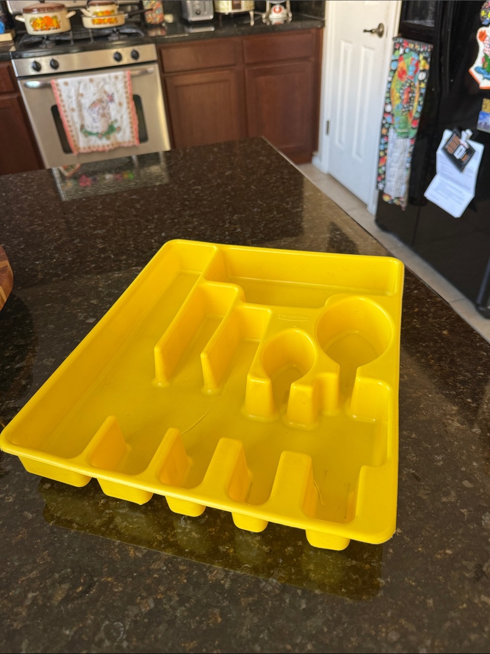 Vintage Yellow Rubbermaid Plastic Utensil Organizer